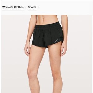 Lululemon Hotty Hot Short II 2.5”